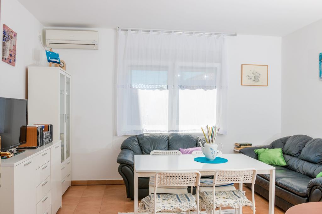 נובי ווינודולסקי Apartments Seka מראה חיצוני תמונה