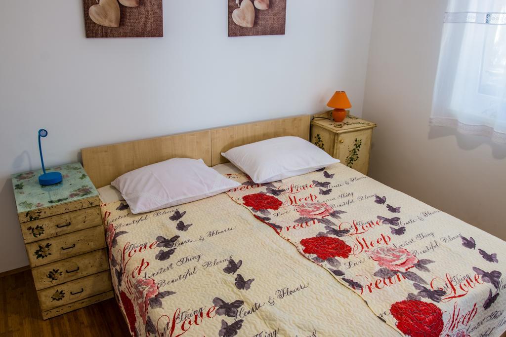 נובי ווינודולסקי Apartments Seka מראה חיצוני תמונה